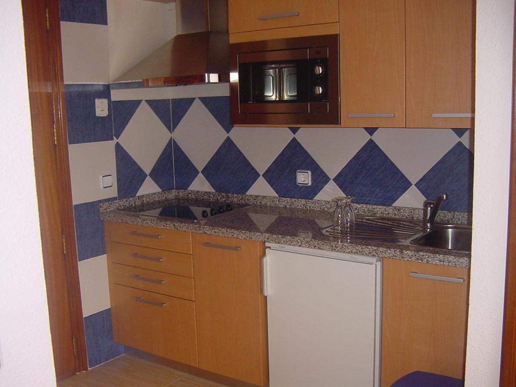 Apartamentos Turmalina Unitursa Кальпе Номер фото